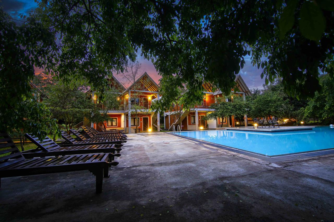 Elephas Resort & Spa Sigiriya Dış mekan fotoğraf